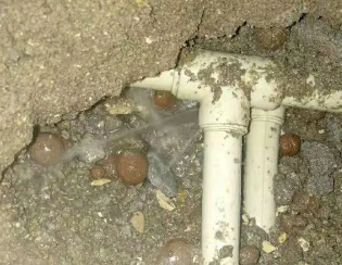 山丹卫生间测漏